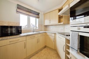 Kitchen- click for photo gallery